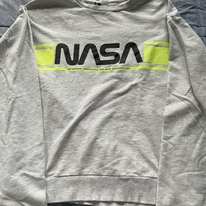 Women’s Light Gray NASA Sweatshirt XS